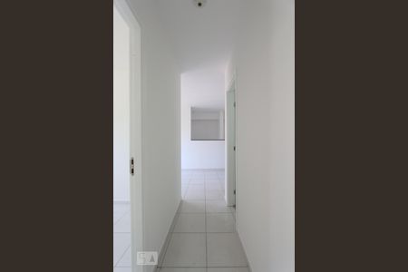 Corredor de apartamento para alugar com 2 quartos, 49m² em Parque Reboucas, São Paulo