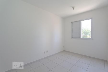 Quarto 1 de apartamento para alugar com 2 quartos, 49m² em Parque Reboucas, São Paulo