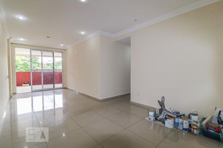 Sala de apartamento para alugar com 4 quartos, 100m² em Tanque, Rio de Janeiro