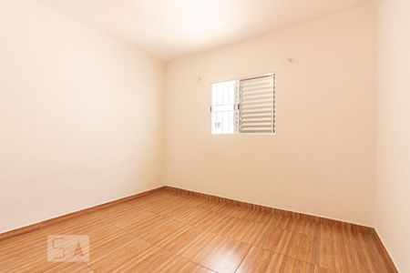 Quarto de casa para alugar com 1 quarto, 70m² em Cipava, Osasco