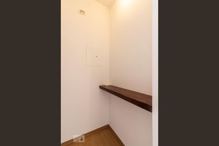 Sala de apartamento para alugar com 1 quarto, 40m² em Moema, São Paulo