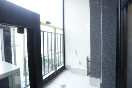 Varanda de kitnet/studio para alugar com 1 quarto, 26m² em Santa Cecilia, São Paulo