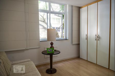 Quarto 1 de apartamento à venda com 2 quartos, 95m² em Copacabana, Rio de Janeiro