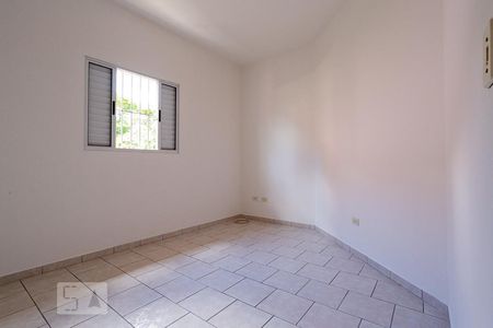 Quarto 2 de casa para alugar com 2 quartos, 80m² em Chácara Inglesa, São Paulo