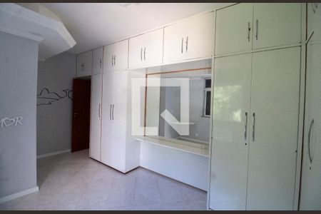 Suíte de apartamento para alugar com 3 quartos, 130m² em Jardim Guanabara, Rio de Janeiro