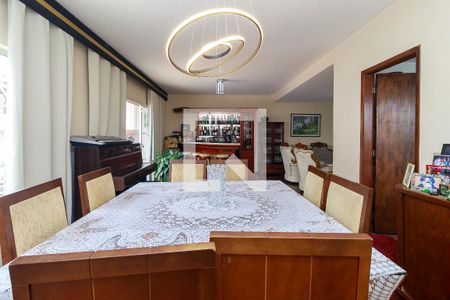 Sala de casa à venda com 4 quartos, 269m² em Chácara Monte Alegre, São Paulo