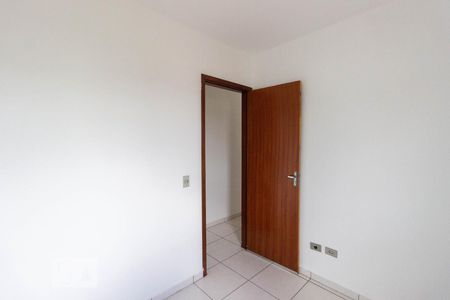 Quarto de casa para alugar com 2 quartos, 50m² em Vila Mangalot, São Paulo