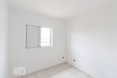 Quarto de casa para alugar com 2 quartos, 50m² em Vila Mangalot, São Paulo