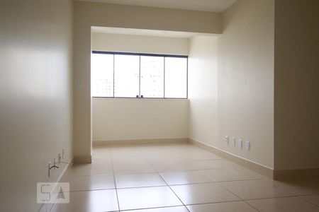 Sala de apartamento para alugar com 2 quartos, 75m² em Vila Maria José, Goiânia