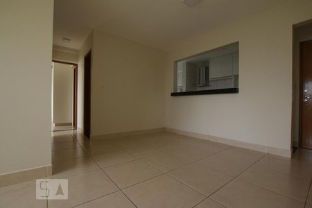 Sala de apartamento para alugar com 2 quartos, 75m² em Vila Maria José, Goiânia