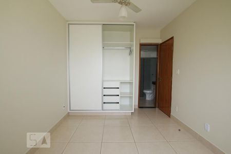 Suíte - Detalhe de apartamento para alugar com 2 quartos, 75m² em Vila Maria José, Goiânia