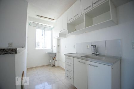 cozinha de apartamento para alugar com 3 quartos, 60m² em Vila Marieta, Campinas