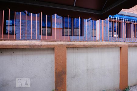 Vista Quarto 2 de casa à venda com 6 quartos, 270m² em Lapa de Baixo, São Paulo