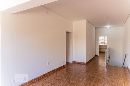 Sala de casa para alugar com 3 quartos, 130m² em Bangú, Santo André