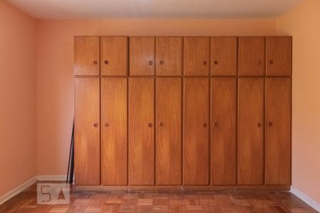 Quarto 1 de casa para alugar com 5 quartos, 180m² em Vila Guarani, São Paulo