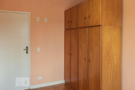 Quarto 2 de casa para alugar com 5 quartos, 180m² em Vila Guarani, São Paulo