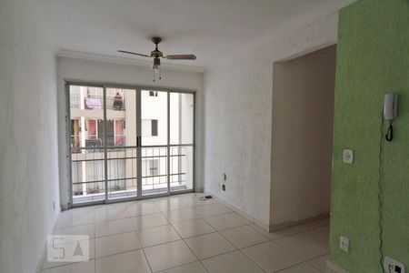 Sala de apartamento à venda com 2 quartos, 58m² em Vila Dionisia, São Paulo