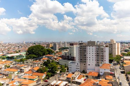 Vista de apartamento à venda com 2 quartos, 60m² em Vila Nivi, São Paulo
