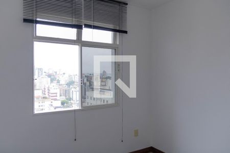 Quarto 1 de apartamento para alugar com 2 quartos, 80m² em Alto Barroca, Belo Horizonte