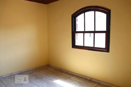 Dormitório de casa à venda com 1 quarto, 40m² em Vila Guaraciaba, Santo André