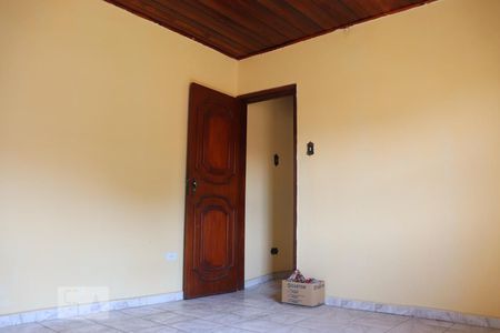 Dormitório de casa à venda com 1 quarto, 40m² em Vila Guaraciaba, Santo André