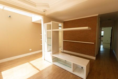 Sala de casa para alugar com 3 quartos, 350m² em Parque Sao Domingos, São Paulo