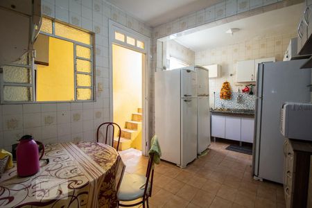 Cozinha 1 de apartamento à venda com 12 quartos, 124m² em Barra Funda, São Paulo