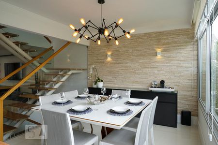 Sala de Jantar de casa de condomínio para alugar com 3 quartos, 256m² em Vila Romana, São Paulo