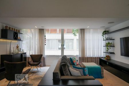 Sala de casa de condomínio à venda com 3 quartos, 256m² em Vila Romana, São Paulo