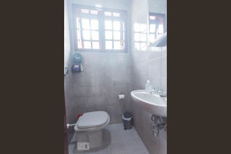 Lavabo de casa à venda com 4 quartos, 179m² em Lapa de Baixo, São Paulo