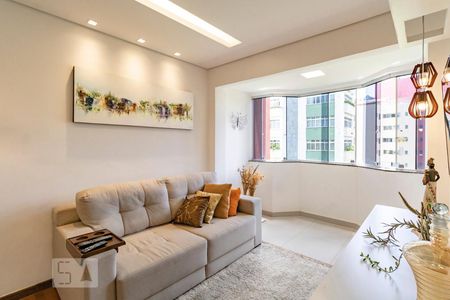 Sala de apartamento para alugar com 3 quartos, 100m² em Santo Antônio, Belo Horizonte