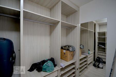 Quarto 1/ Closet de apartamento à venda com 3 quartos, 67m² em Jardim Celeste, São Paulo