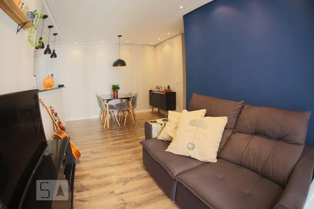 Sala de apartamento para alugar com 2 quartos, 65m² em Jardim Flor da Montanha, Guarulhos