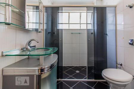 Banheiro de apartamento à venda com 1 quarto, 68m² em Santa Cecília, São Paulo