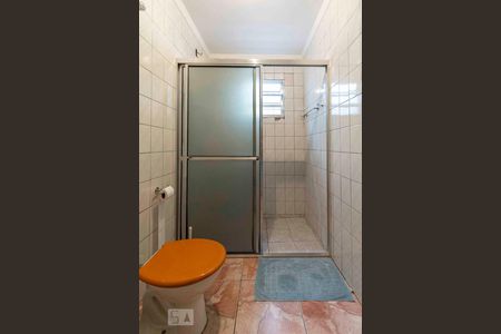 Banheiro de casa à venda com 3 quartos, 200m² em Jardim Planalto, São Paulo