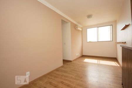 Sala de apartamento à venda com 3 quartos, 68m² em Jardim Itu Sabará, Porto Alegre