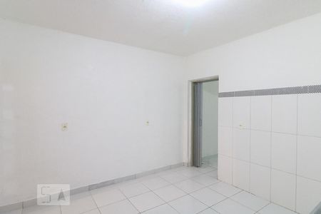 Sala/Cozinha de casa para alugar com 1 quarto, 35m² em Santo Antônio, Osasco