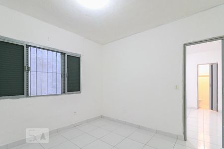 Quarto de casa para alugar com 1 quarto, 35m² em Santo Antônio, Osasco