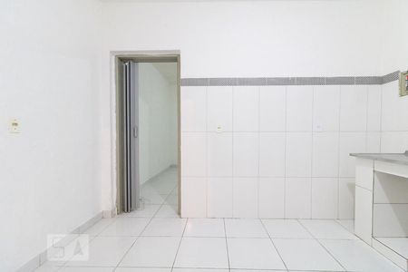 Sala/Cozinha de casa para alugar com 1 quarto, 35m² em Santo Antônio, Osasco