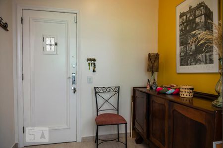 Hall de Entrada de apartamento à venda com 3 quartos, 80m² em Copacabana, Rio de Janeiro