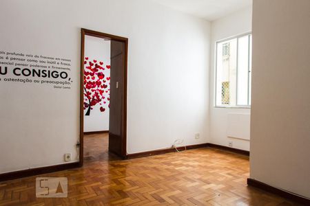 Sala de apartamento para alugar com 2 quartos, 50m² em Maracanã, Rio de Janeiro