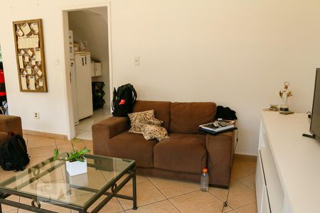 Sala de casa à venda com 4 quartos, 280m² em Interlagos, São Paulo