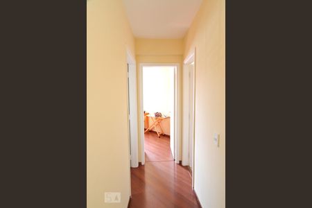 Corredor de apartamento para alugar com 2 quartos, 64m² em Nossa Senhora do O, São Paulo