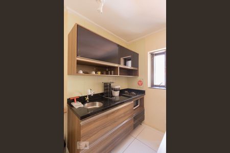 Cozinha de apartamento à venda com 1 quarto, 42m² em Jardim Paulista, São Paulo