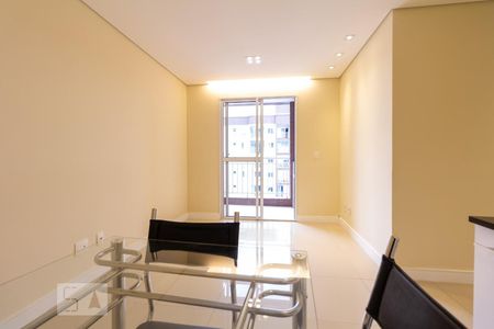 Sala de apartamento para alugar com 3 quartos, 71m² em Jaguaré, São Paulo