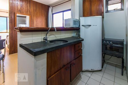 Cozinha de kitnet/studio à venda com 1 quarto, 40m² em Consolação, São Paulo