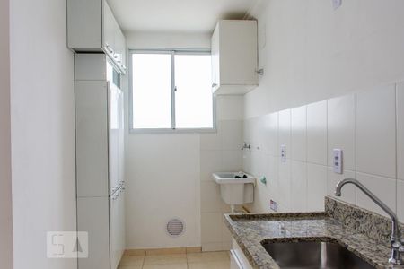 Apartamento para alugar com 55m², 2 quartos e 2 vagas Apartamento para alugar com 55m², 2 quartos e 2 vagasCozinha