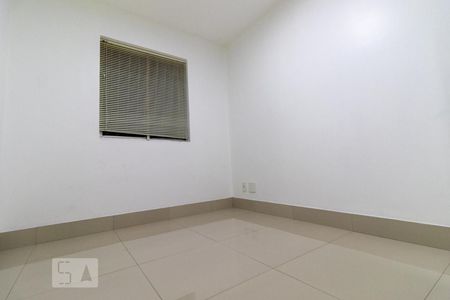 Quarto 1 de apartamento para alugar com 2 quartos, 45m² em Taguatinga Norte (taguatinga), Brasília