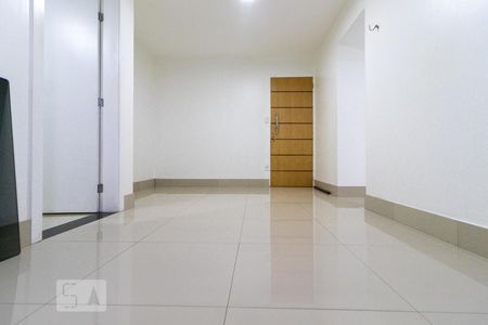 Sala de apartamento para alugar com 2 quartos, 45m² em Taguatinga Norte (taguatinga), Brasília