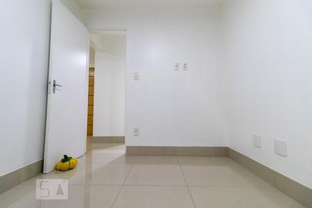 Quarto 1 de apartamento para alugar com 2 quartos, 45m² em Taguatinga Norte (taguatinga), Brasília